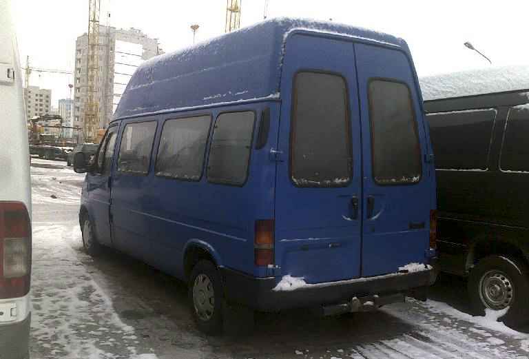 Заказать грузовой автомобиль для доставки мебели : Холодильник, Диван 2-местный из Туапсе в Новороссийск